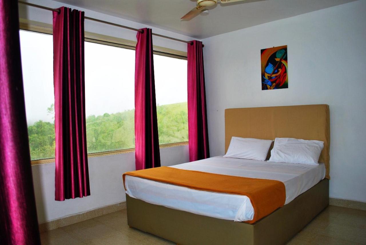 Vagamon Clouds Hotel Luaran gambar